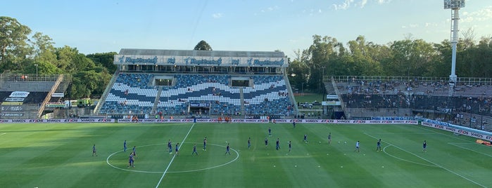 Estadio Juan Carmelo Zerillo (Club de Gimnasia y Esgrima de La Plata) is one of アルゼンチン.
