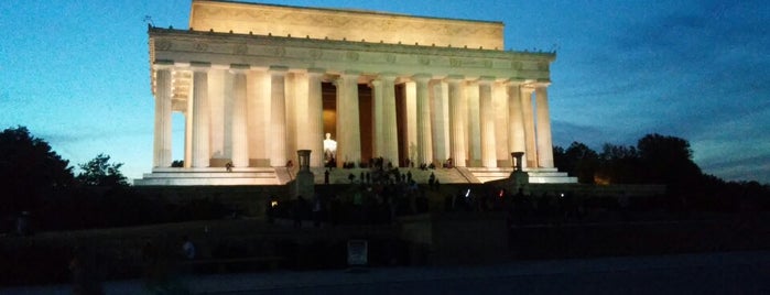 Lincoln Memorial is one of Locais curtidos por Guadalupe.
