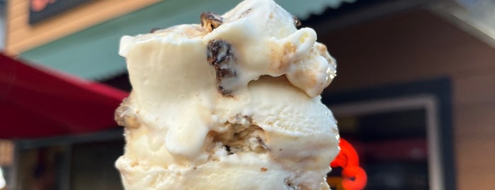 Grand Ole Creamery is one of The 13 Best Places for Chocolate Peanut Butter in Minneapolis.