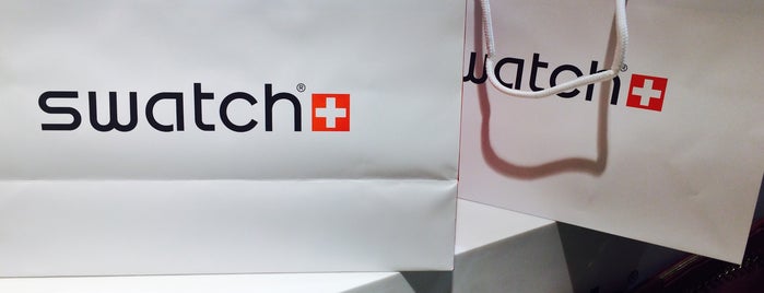 Swatch is one of Güneşさんのお気に入りスポット.