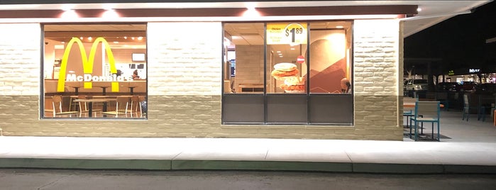 McDonald's is one of An : понравившиеся места.