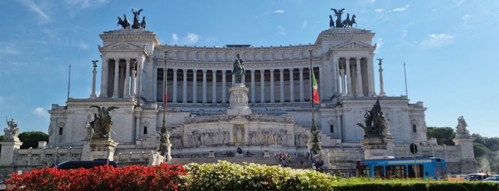Tomba di Vittorio Emanuele II is one of Rome!.