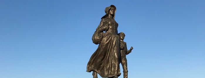 Pioneer Woman is one of ARTS.