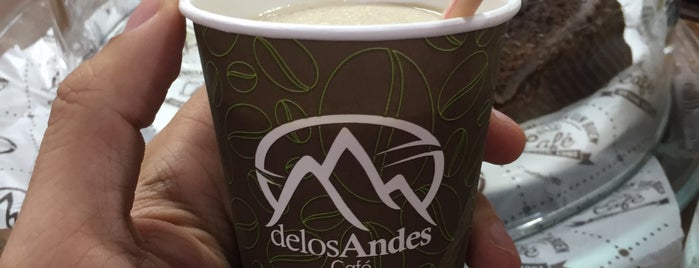 Cafe De Los Andes is one of สถานที่ที่บันทึกไว้ของ Mary.