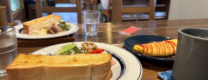 CAFE＆DELI OCCHIALI is one of Posti che sono piaciuti a Masahiro.