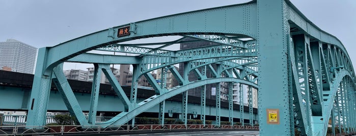 Senju-Ōhashi Bridge is one of cycling.