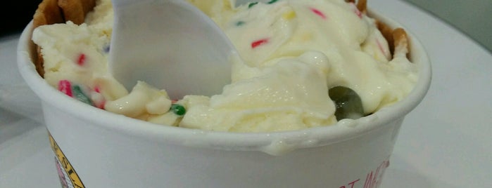 Marble Slab Creamery is one of The 9 Best Places for Eggnog in Houston.