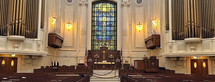 Naval Academy Chapel is one of Orte, die Christopher gefallen.