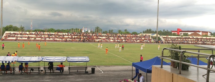 Stadium Sg. Besar is one of ꌅꁲꉣꂑꌚꁴꁲ꒒'ın Kaydettiği Mekanlar.