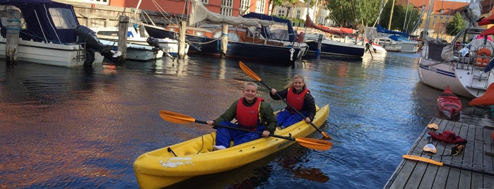 Kayak Tour is one of Kopenhagen.