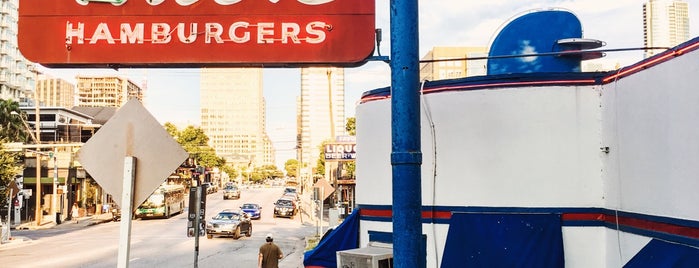 Hut's Hamburgers is one of To Go To Austin.