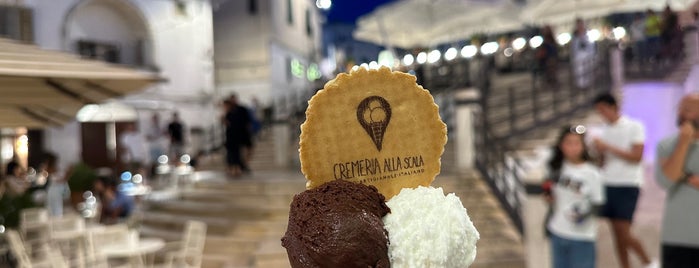 Cremeria alla Scala is one of 오스투니.