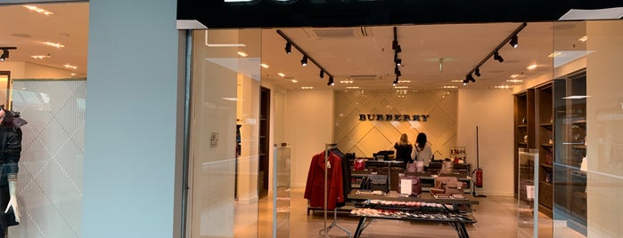 Burberry is one of Como.