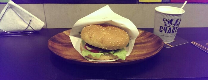 Dodo Burger is one of Orte, die Denis Reemotto gefallen.