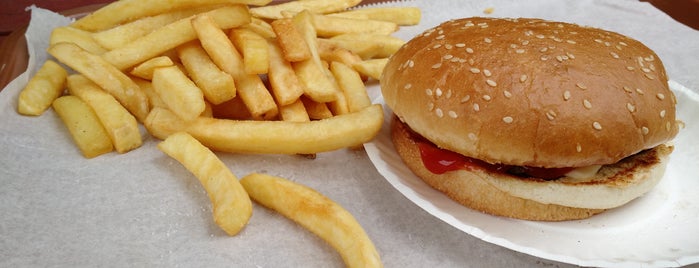 Art Bradish Snack Shack is one of Lugares favoritos de Rob.