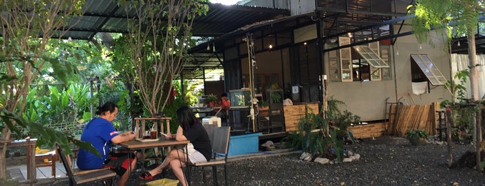 Hom Rian Choen is one of BKK_Cafe'.