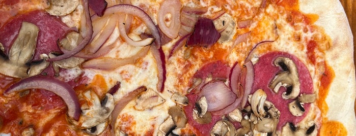 p.o.i. - pizza originale italiana is one of Hamburgo.