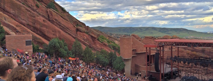 Red Rocks Park & Amphitheatre is one of Orte, die Brent gefallen.