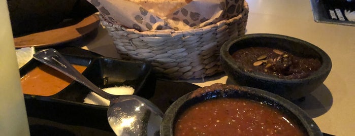 SOL Mexican Cocina | Newport Beach is one of Lugares favoritos de Brent.