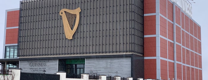 Guinness Open Gate Brewery & Barrel House is one of Brent'in Beğendiği Mekanlar.