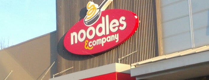 Noodles & Co is one of Lugares favoritos de Terri.