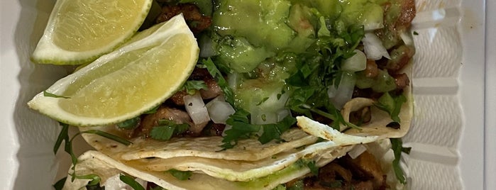 El Novillo Carnicería y Taquería is one of Tacos.