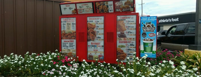Popeyes Louisiana Kitchen is one of I Am Nolasさんのお気に入りスポット.