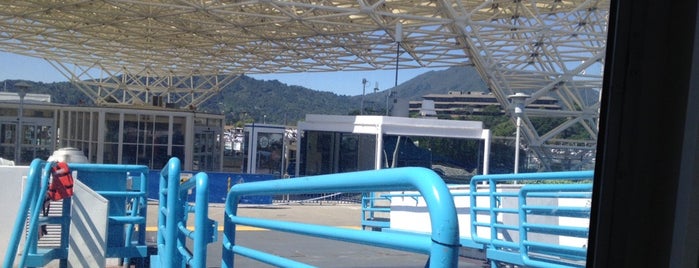 Golden Gate Larkspur Ferry Terminal is one of Guide to San Francisco.