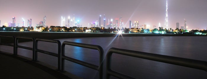 Jumeirah Open Beach is one of Omar'ın Beğendiği Mekanlar.