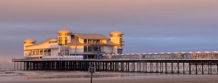 Grand Pier is one of Jennifer : понравившиеся места.