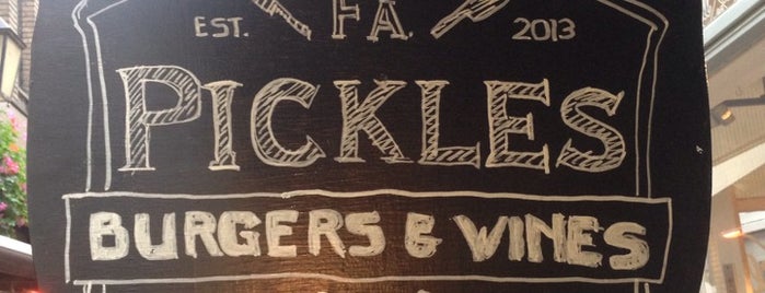 Firma Pickles is one of Posti che sono piaciuti a Burcu.