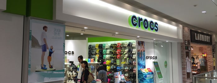 crocs is one of crocs store in JAPAN.