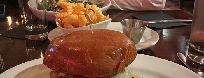 5 Napkin Burger is one of NYC Favorite & Cheap.