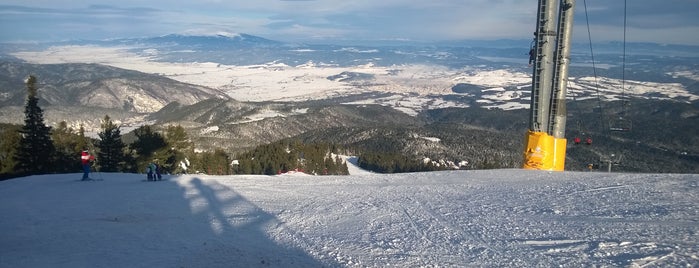 Ски-зона Ястребец (Yastrebets Ski Zone) is one of Zorataさんのお気に入りスポット.