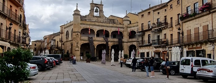 Plaza Mayor de Ciudad Rodrigo is one of Lieux qui ont plu à S.