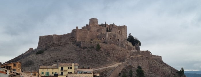 Castell de Cardona is one of Lieux qui ont plu à Helena.
