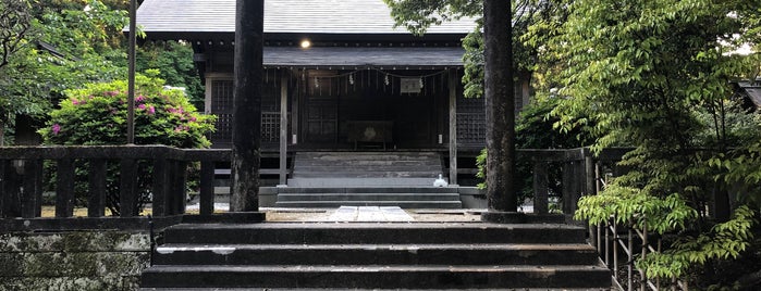 莫越山神社 is one of 寺社.