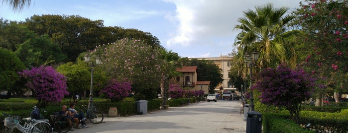 Villa Margherita is one of Lugares favoritos de Babbo.