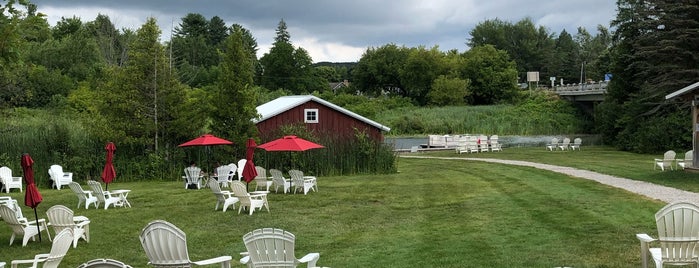 Boathouse Vineyards is one of Traverse City.