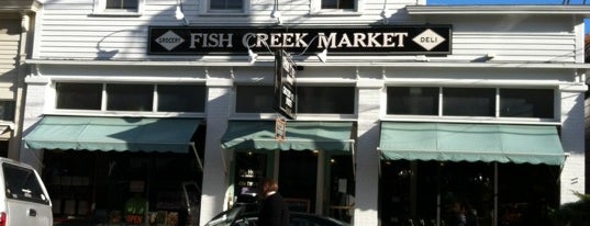 Fish Creek Market is one of Lugares favoritos de Morgan.