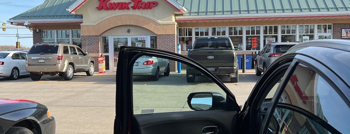 KWIK TRIP #422 is one of Places.
