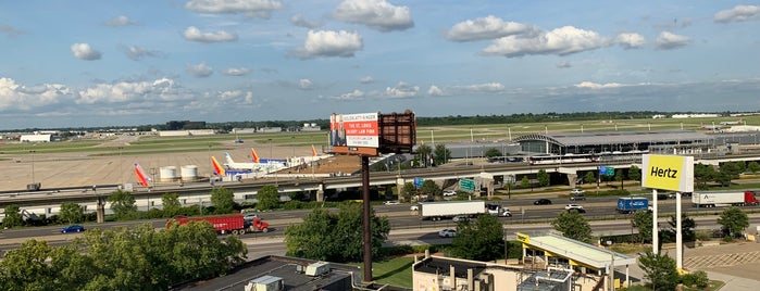 Hilton St. Louis Airport is one of My places.