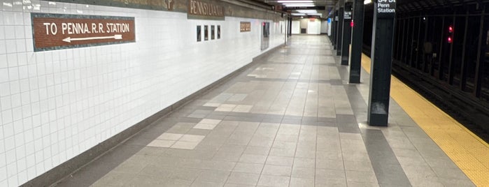 MTA Subway - 34th St/Penn Station (1/2/3) is one of Tempat yang Disukai Doc.