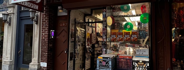 Village Revival Records is one of nyc2.