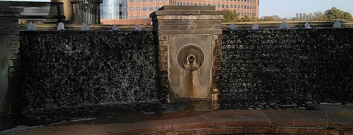 Quorum Park is one of Orte, die Ray gefallen.