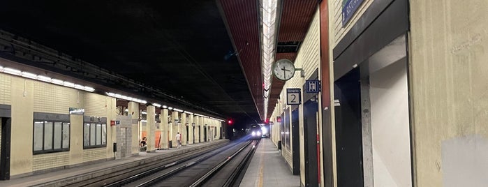 Stazione Busto Arsizio Nord is one of S40 - Como <> Varese <> Malpensa.