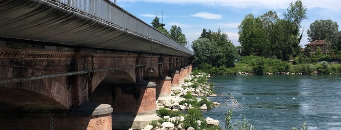 Ponte dell'Adda is one of Lodi.