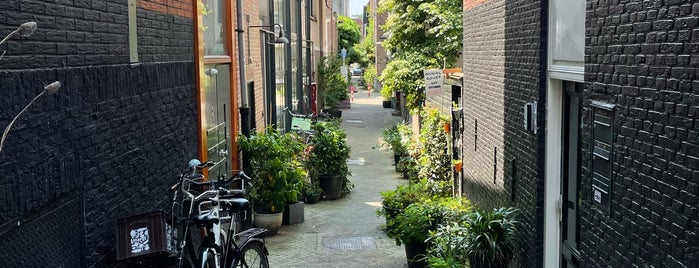 Haarlemmerdijk is one of Amsterdam Visits.