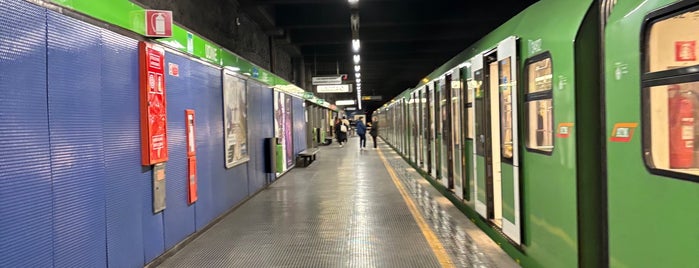 Metro Udine (M2) is one of luna.