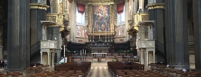 Duomo di Cremona is one of Italy - Saint Tropez - Positano.